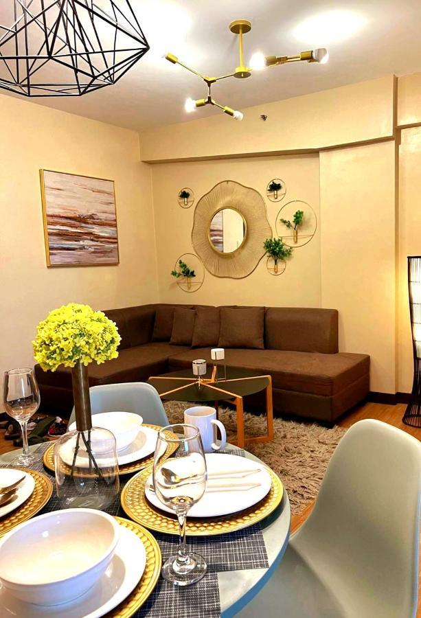 The Lancris Residences, 2 Bedrooms, 1 Bathroom, Living-Room, Kitchen & Pool Is Free Paranaque City Exterior foto