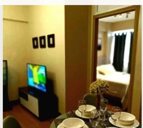 The Lancris Residences, 2 Bedrooms, 1 Bathroom, Living-Room, Kitchen & Pool Is Free Paranaque City Exterior foto