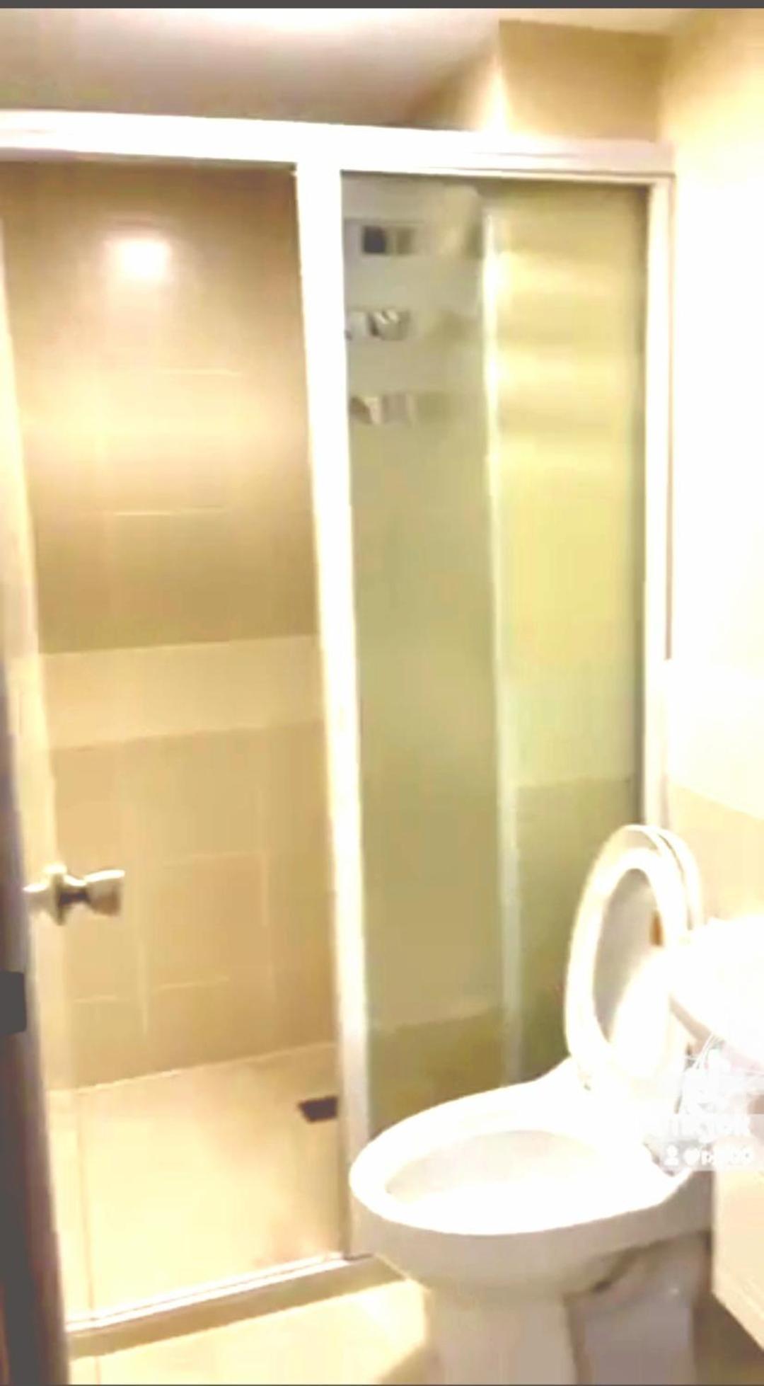The Lancris Residences, 2 Bedrooms, 1 Bathroom, Living-Room, Kitchen & Pool Is Free Paranaque City Exterior foto